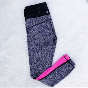 Lululemon Athletica Cropped Pants